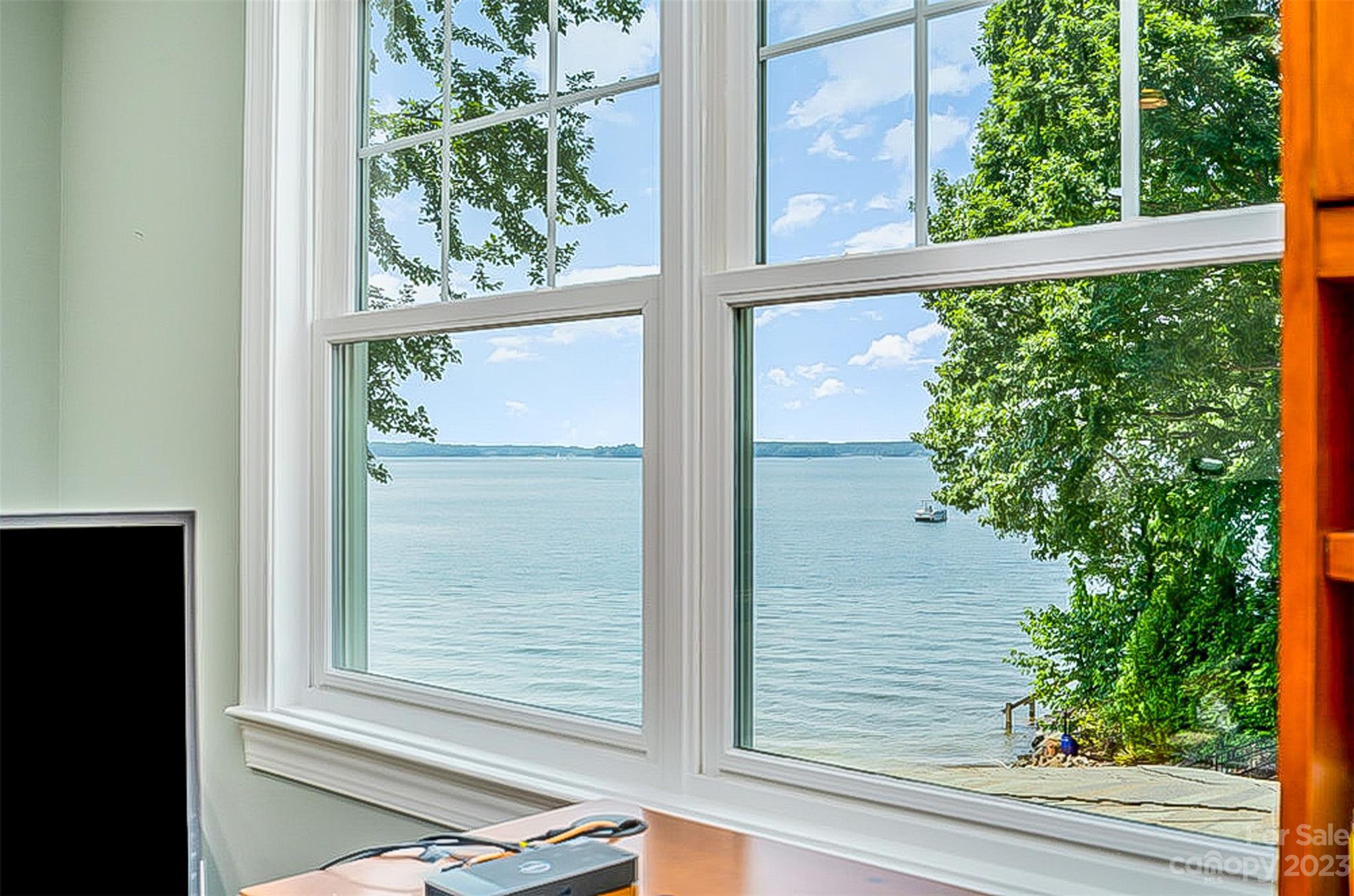 Pointe Regatta - Residential