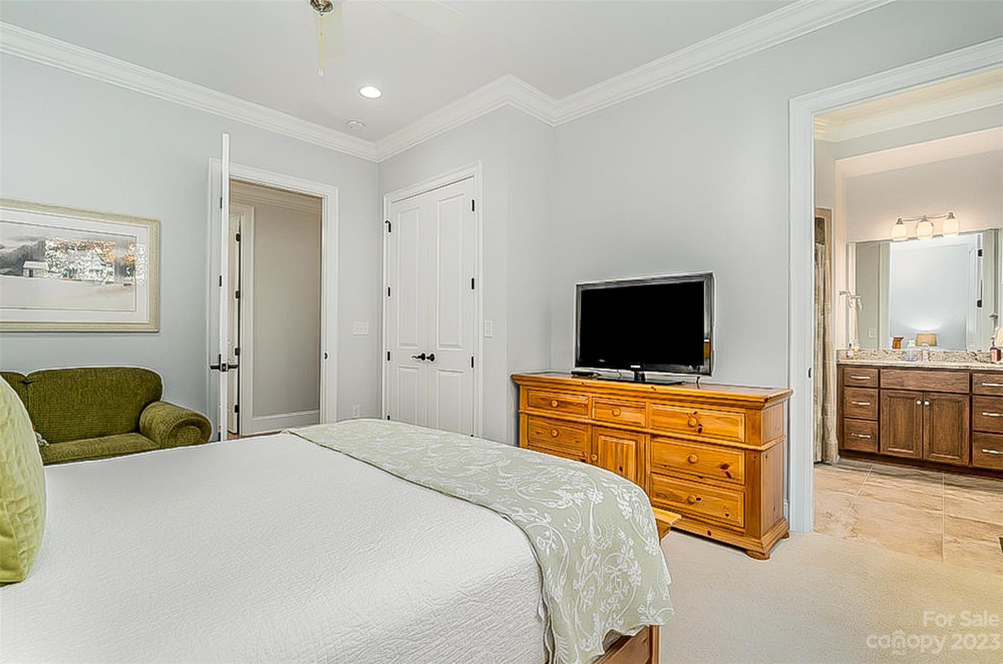 Pointe Regatta - Residential