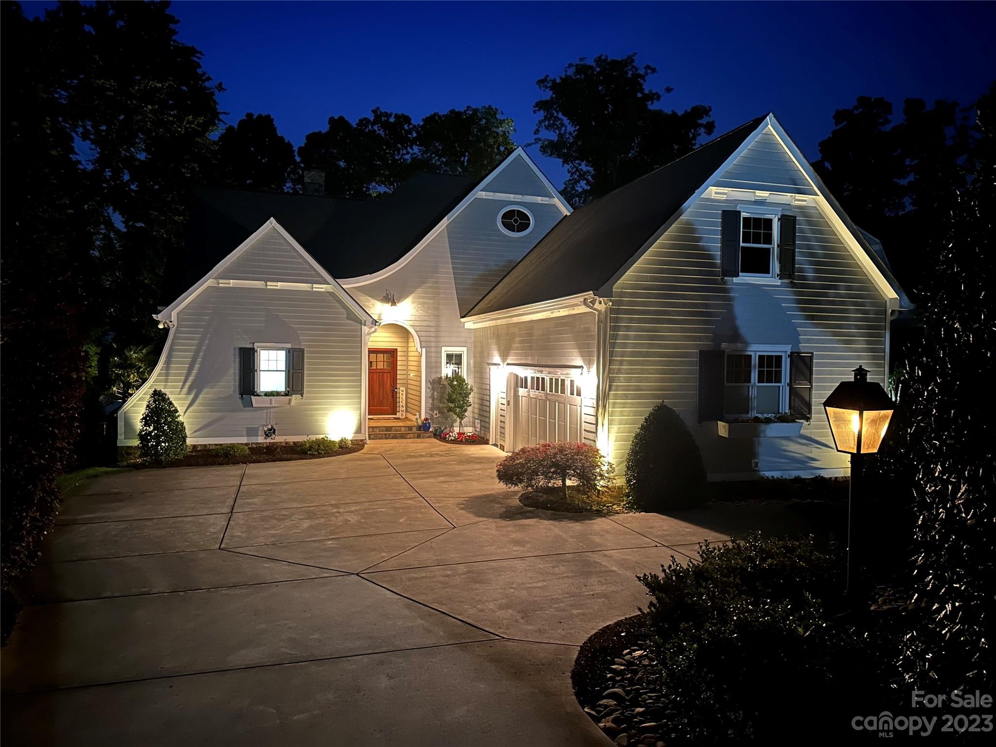 Pointe Regatta - Residential