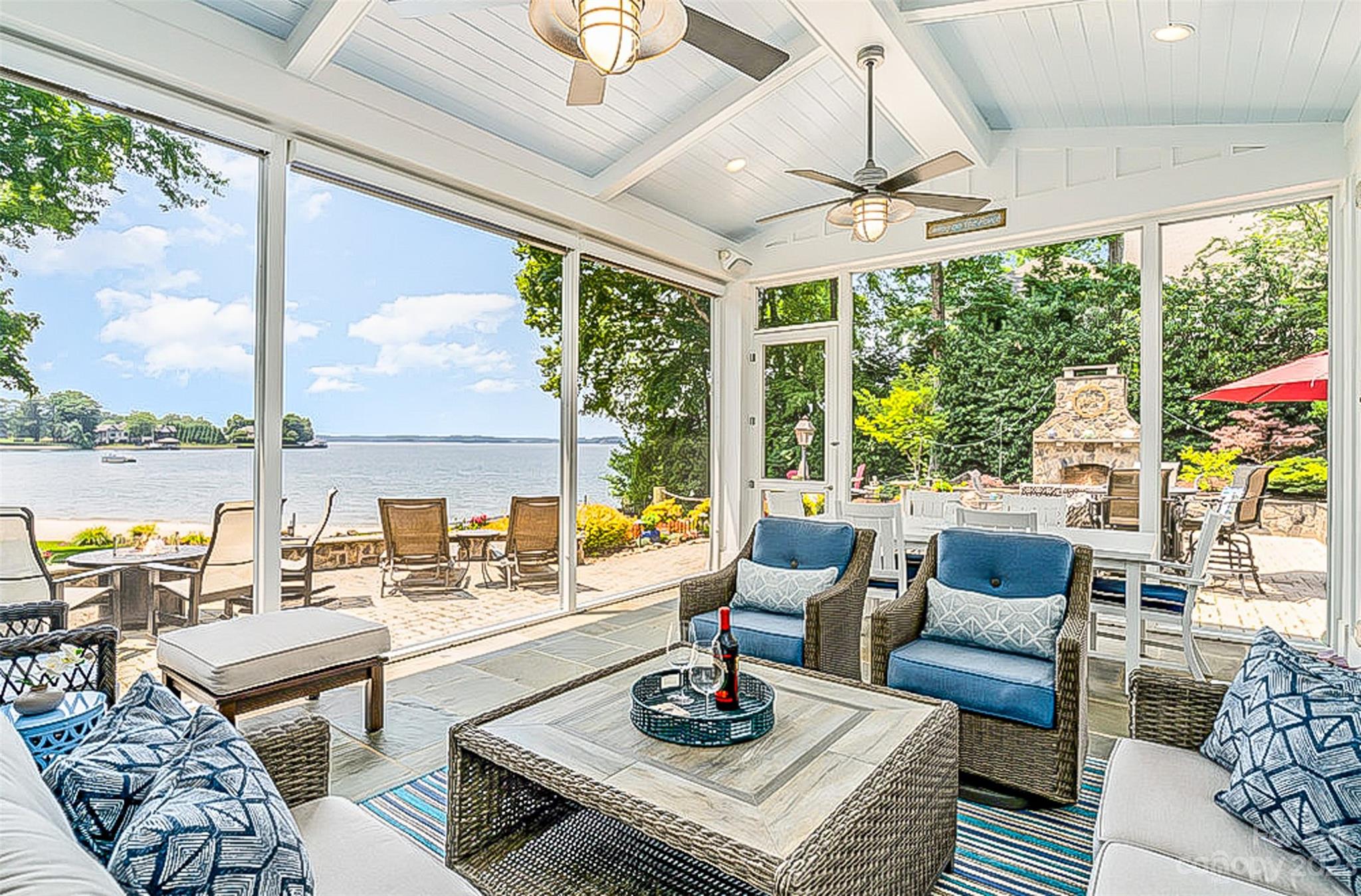 Pointe Regatta - Residential