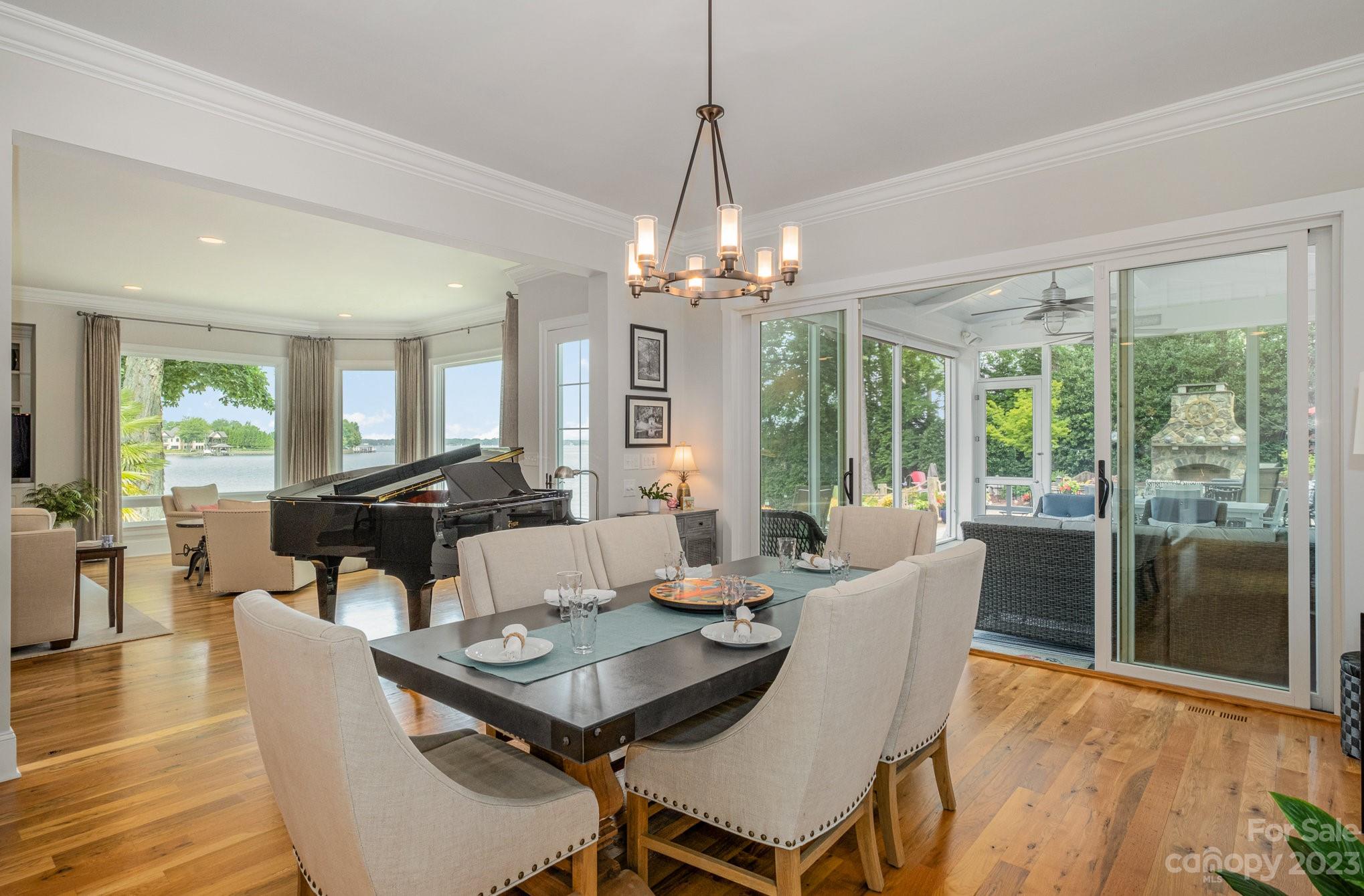 Pointe Regatta - Residential