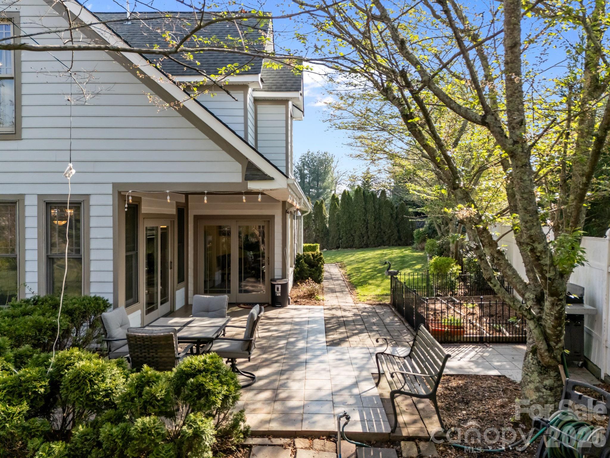 Cross Creek - Residential