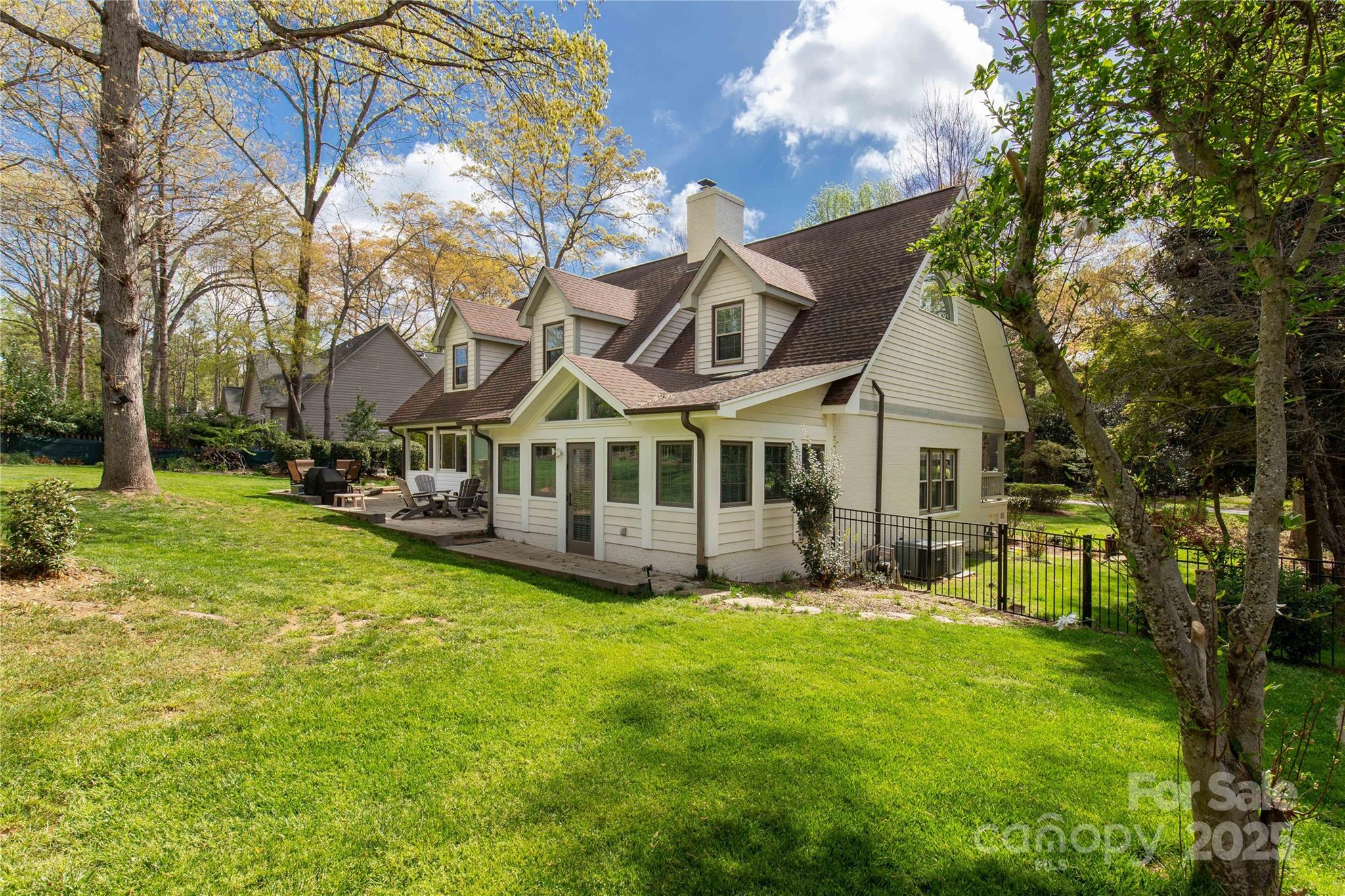 River Hills - Residential