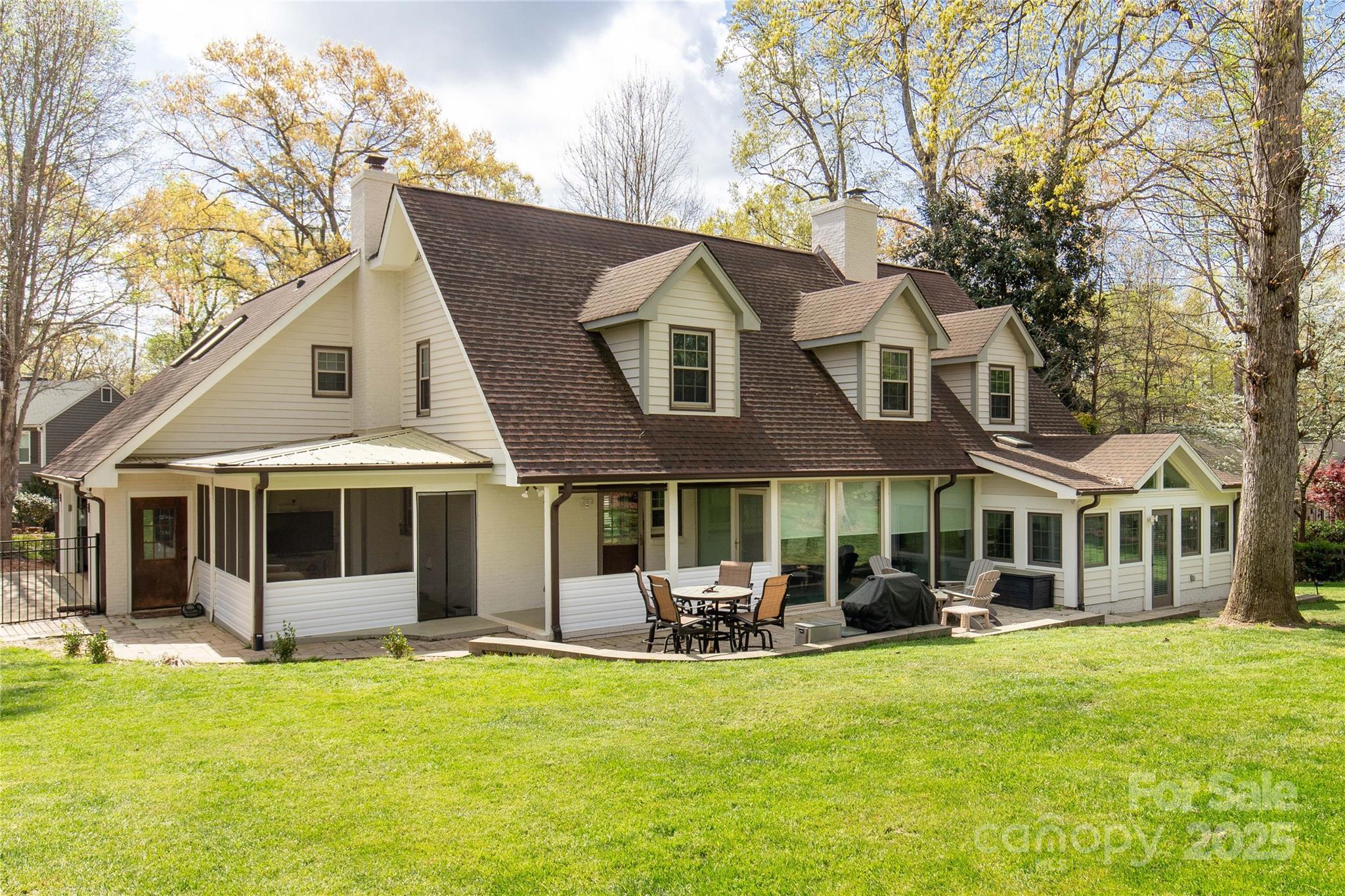 River Hills - Residential