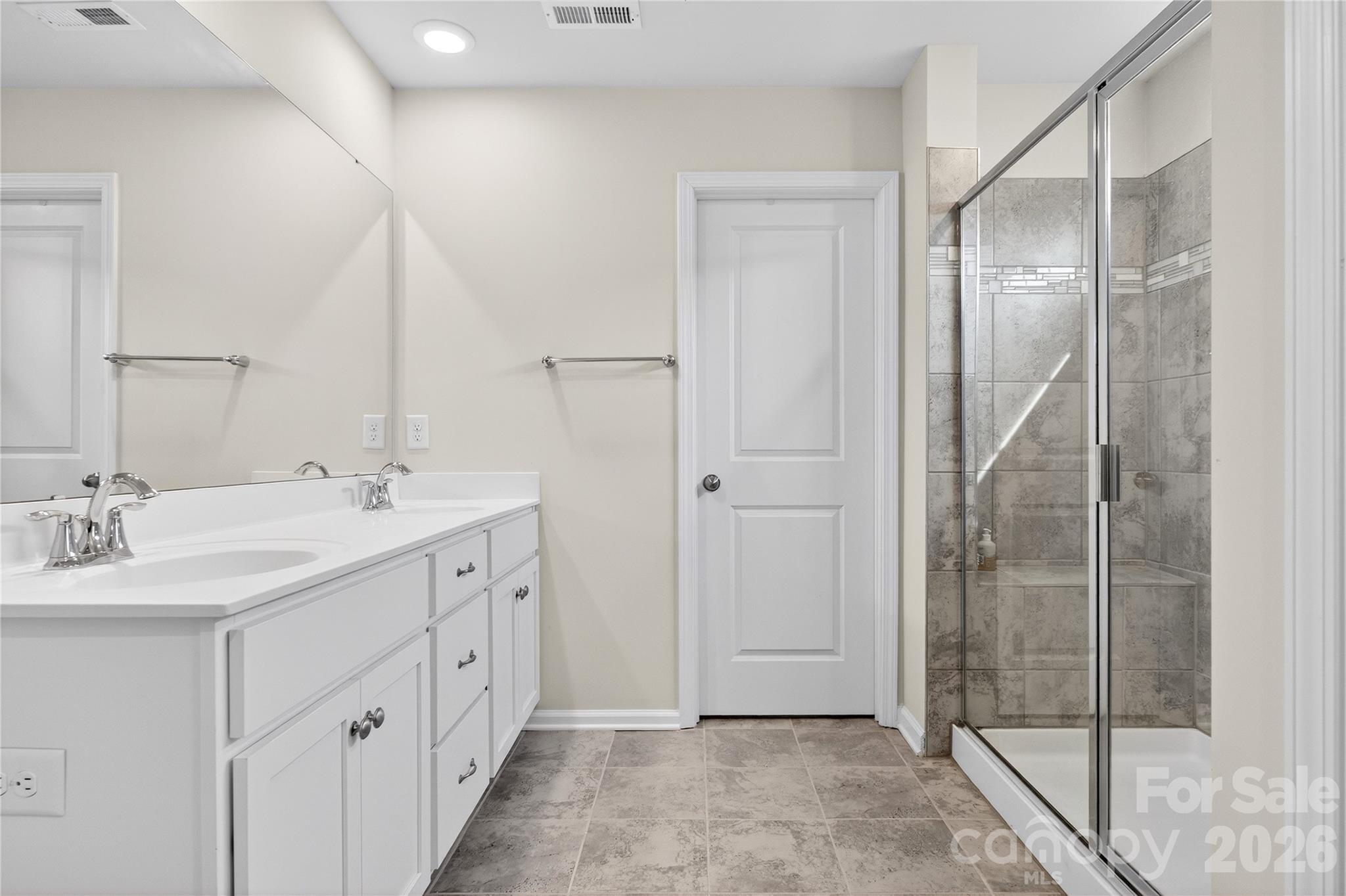 Falls Cove at Lake Norman - Residential