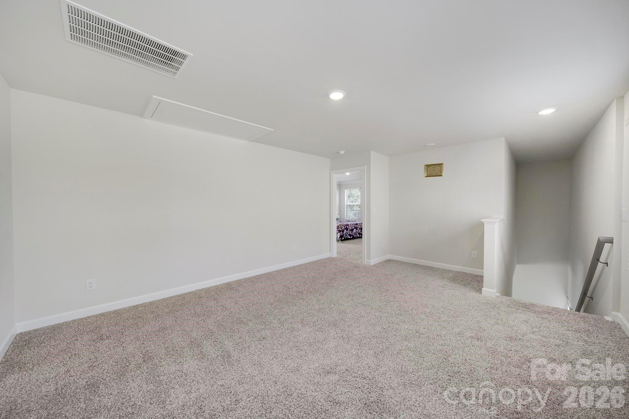 Anniston Chase - Residential