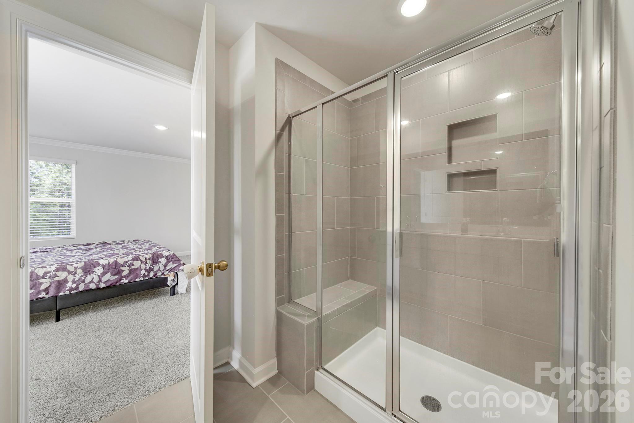 Anniston Chase - Residential