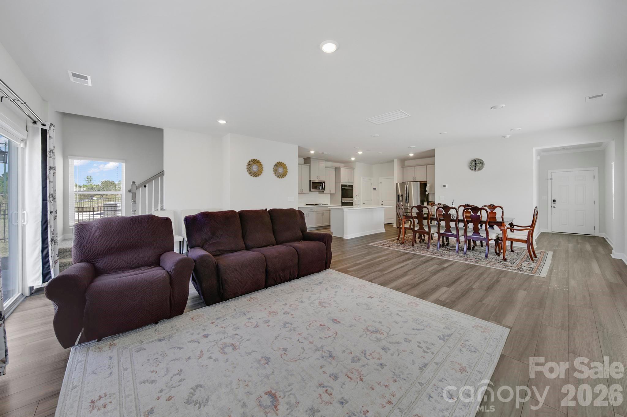 Anniston Chase - Residential