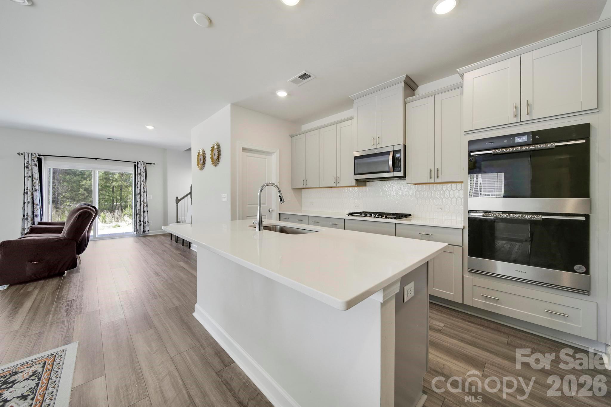 Anniston Chase - Residential