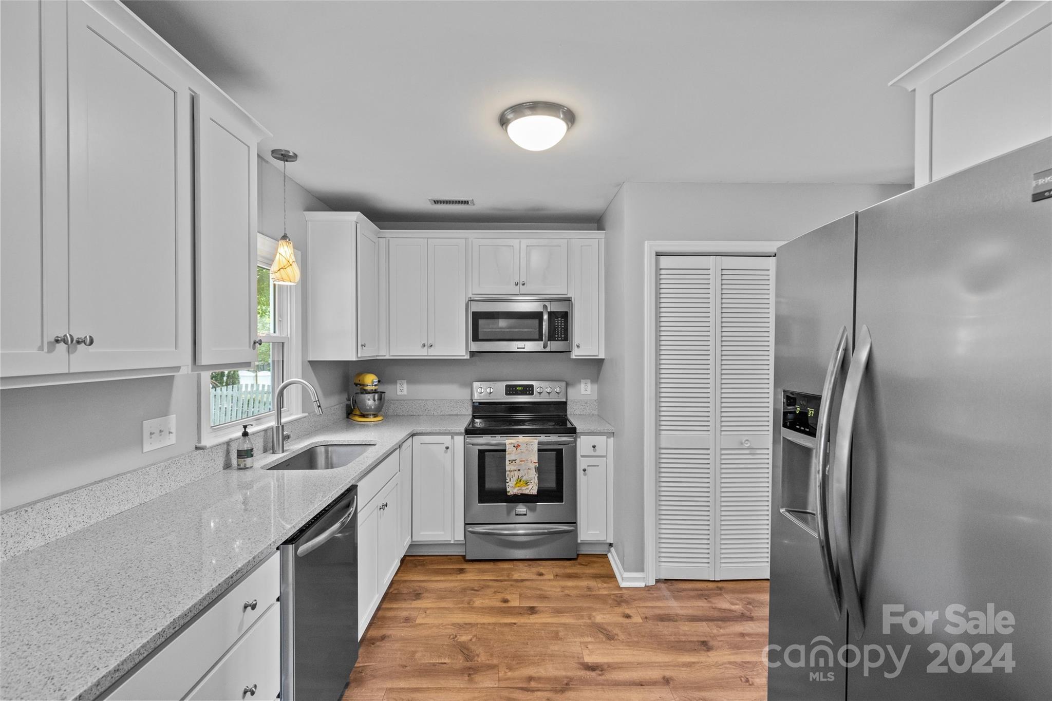 Cameron Wood - Residential