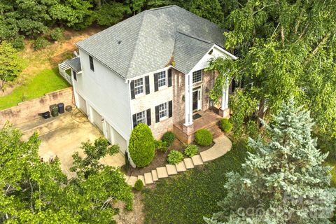 314 Sweetwater Hills Drive Hendersonville NC 28791