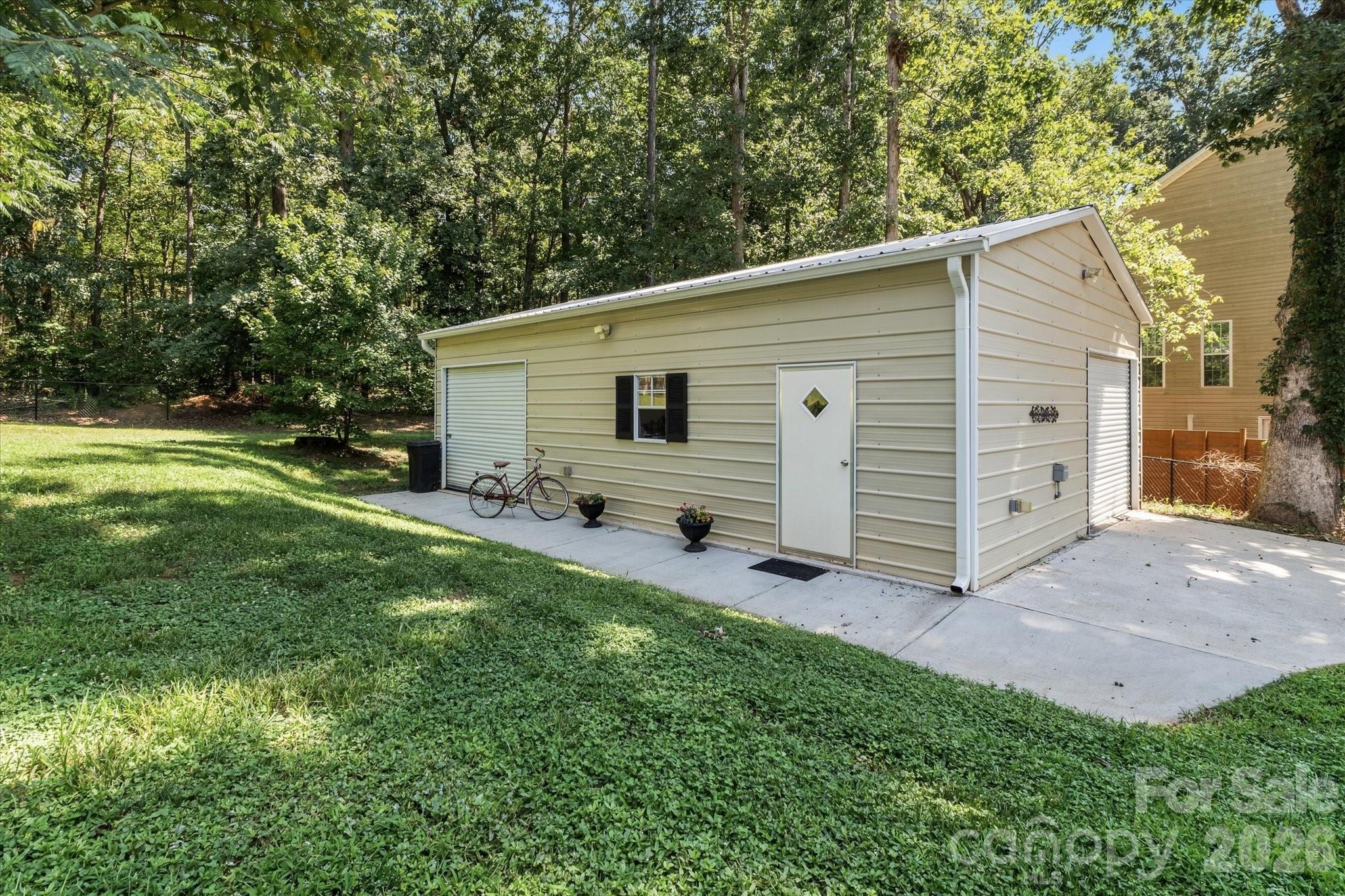 6168 Neptune Drive
