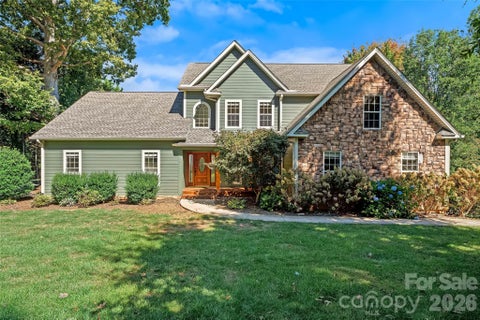 Photo of 107 Berry Hill Drive, Hendersonville, NC 28791 (MLS # 4427900)