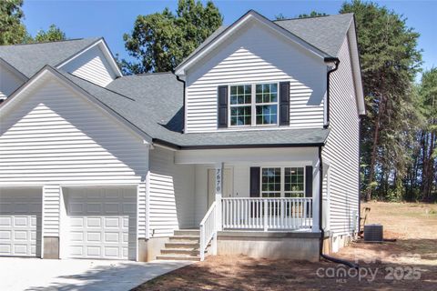 Photo of 7670 Keistlers Store Road, Sherrills Ford, NC 28673 (MLS # 4303250)
