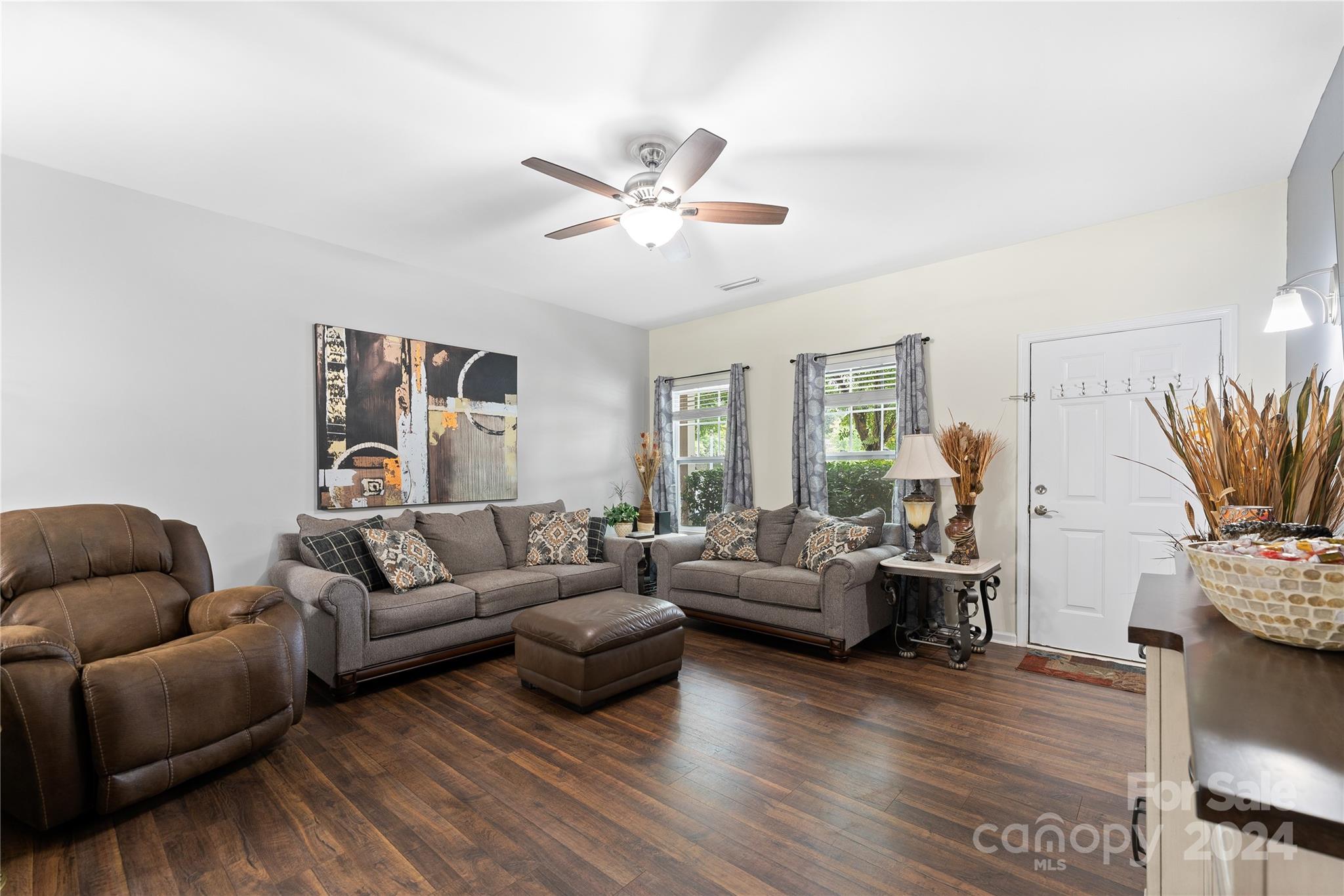 Southwinds Townhomes - Residential