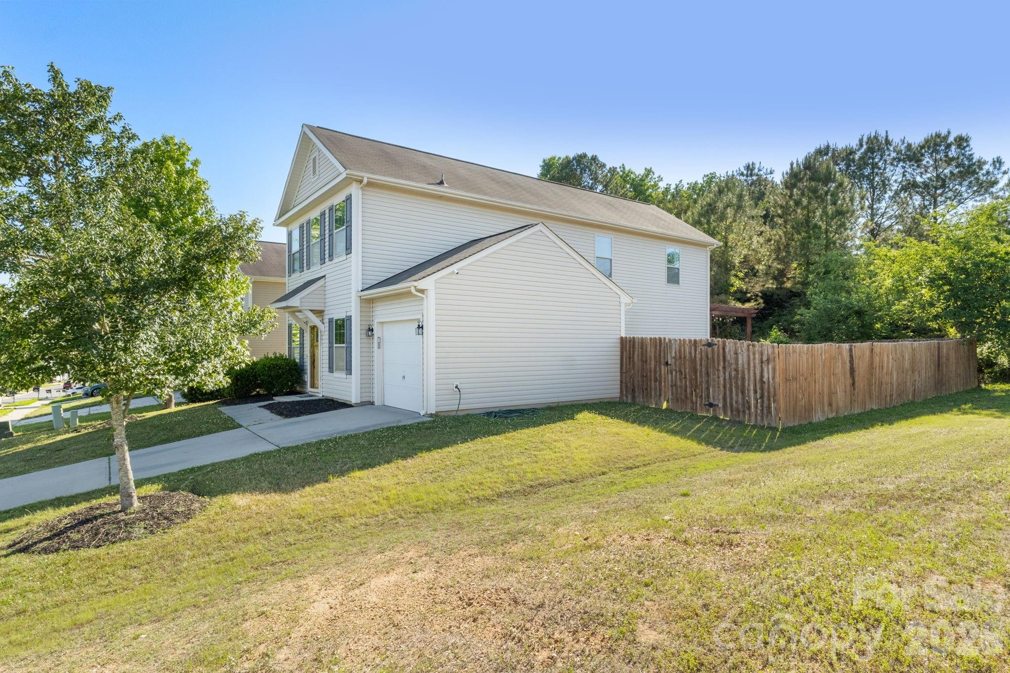 Holly Hill - Residential