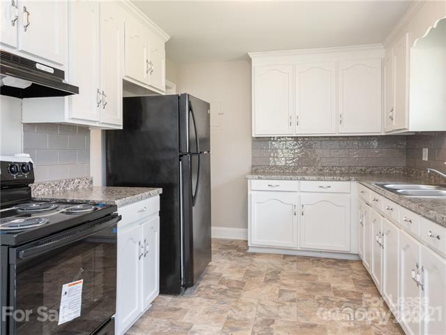 Fleetwood Acres - Residential Lease