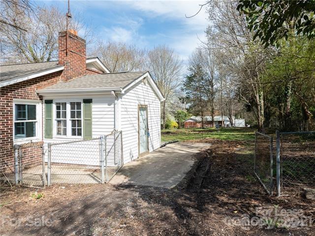 Fleetwood Acres - Residential Lease