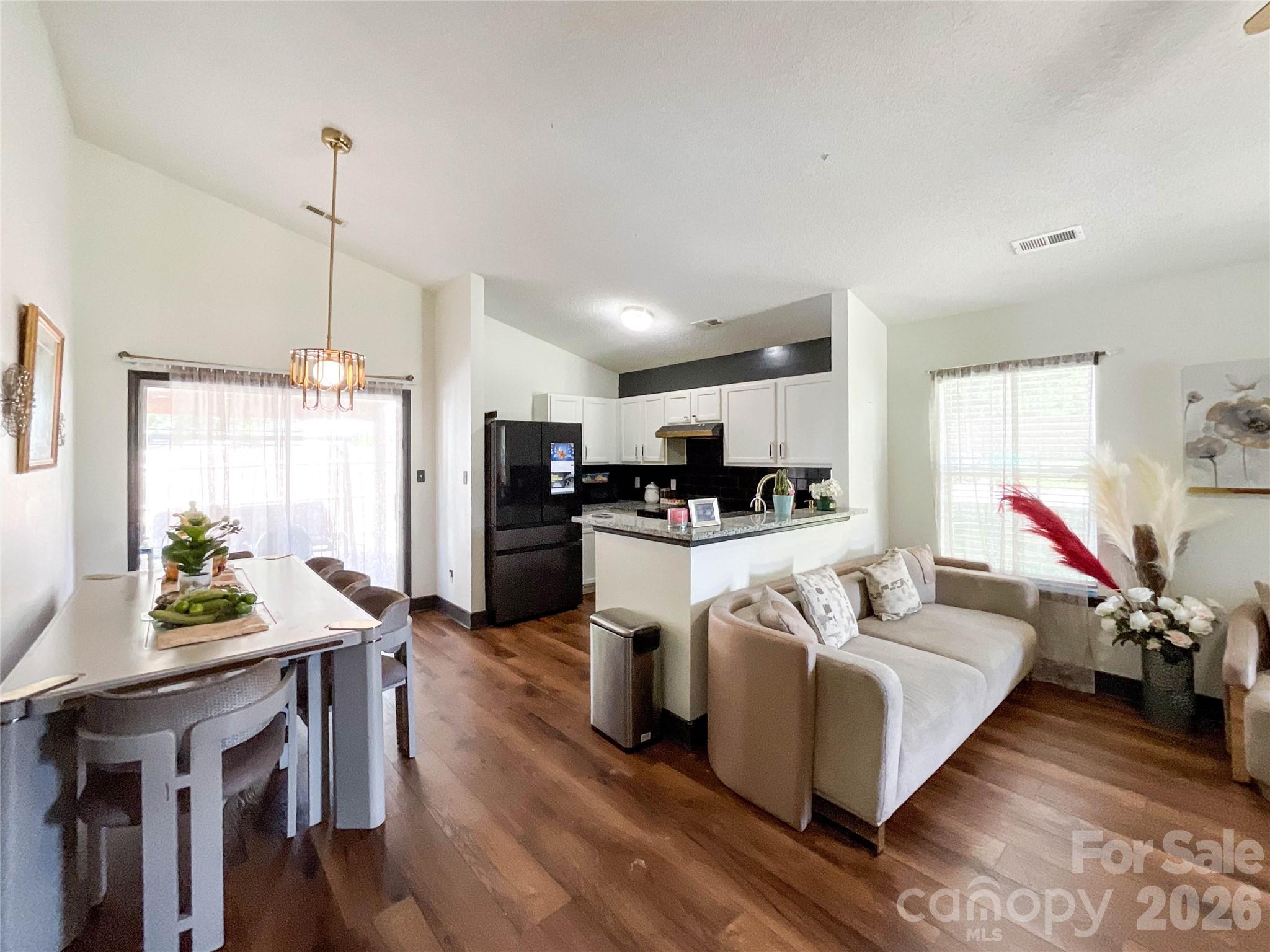 12151 Stewarts Crossing Drive