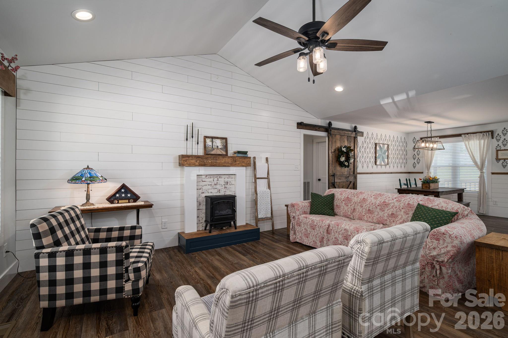 Rocky Ridge - Residential