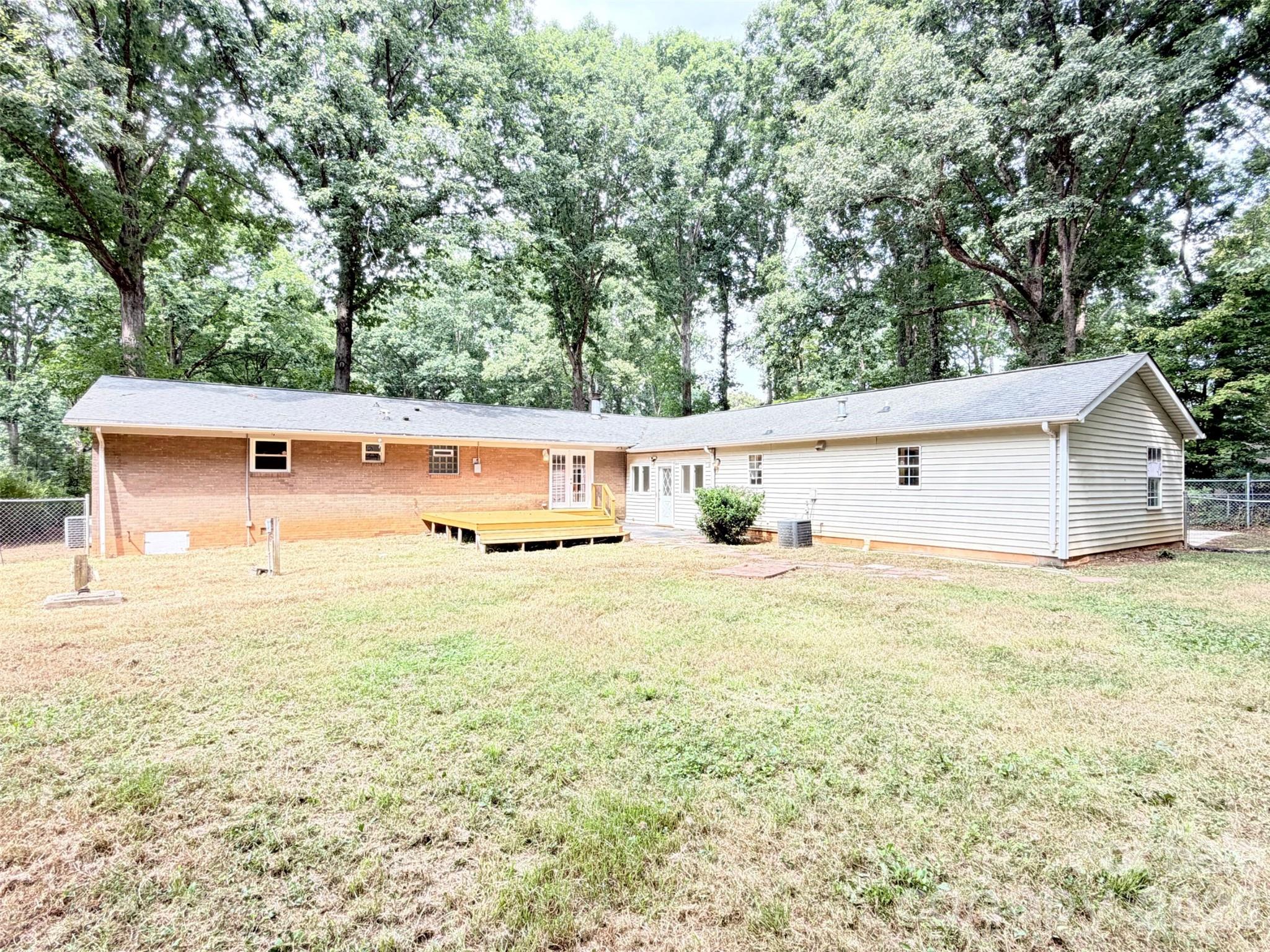 117 Robinson Avenue