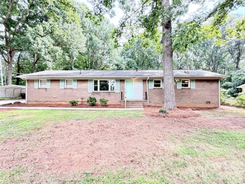 Photo of 117 Robinson Avenue, Matthews, NC 28104 (MLS # 4422438)
