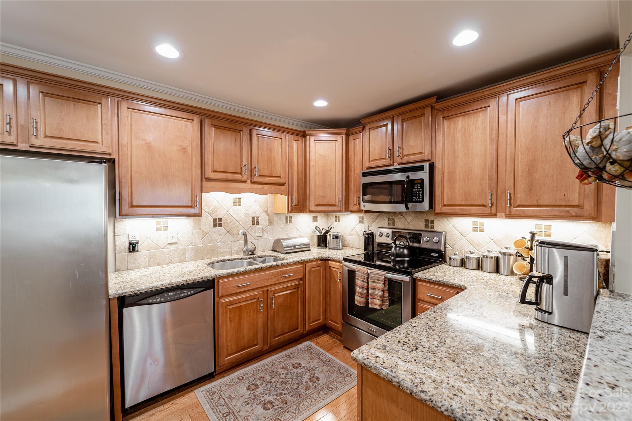 River Hills - Residential