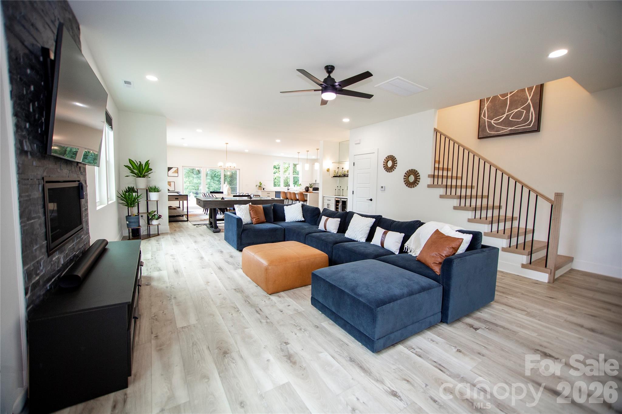 2629 Phillips Avenue