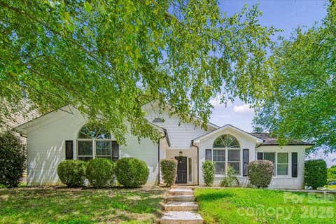 Photo of 8012 Cadmium Court, Charlotte, NC 28215 (MLS # 4413036)