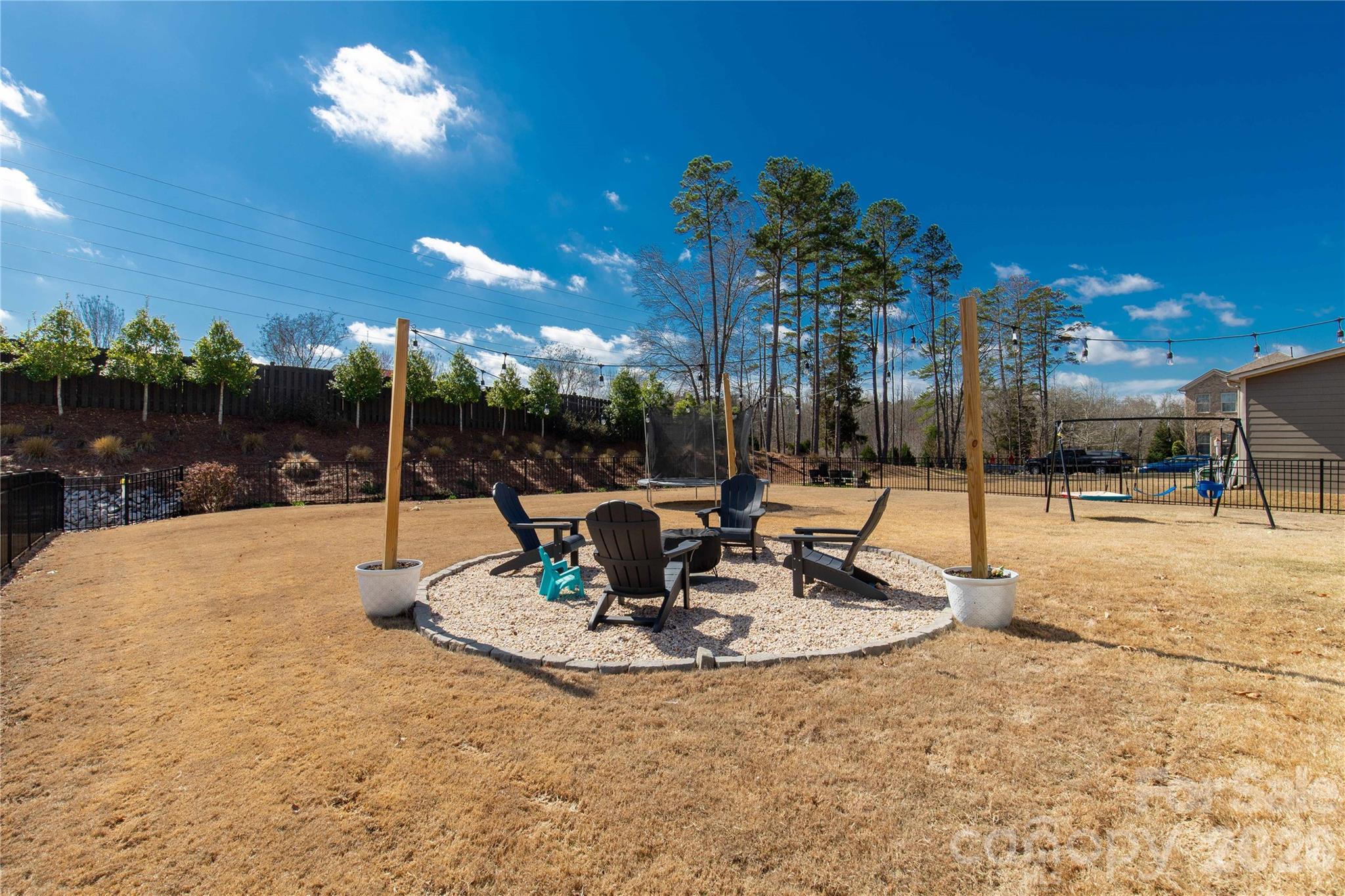 Queensbridge - Residential