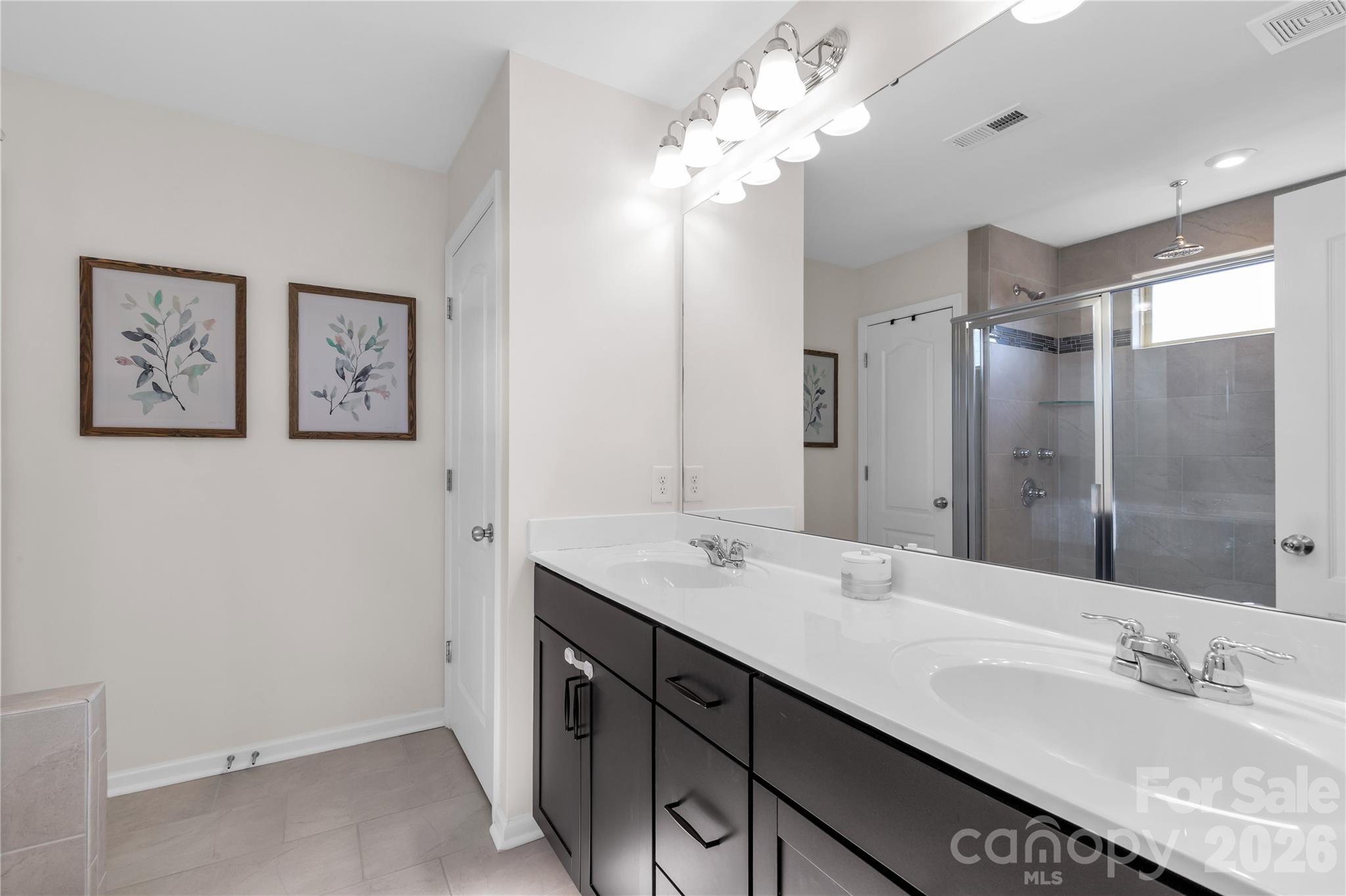 Queensbridge - Residential