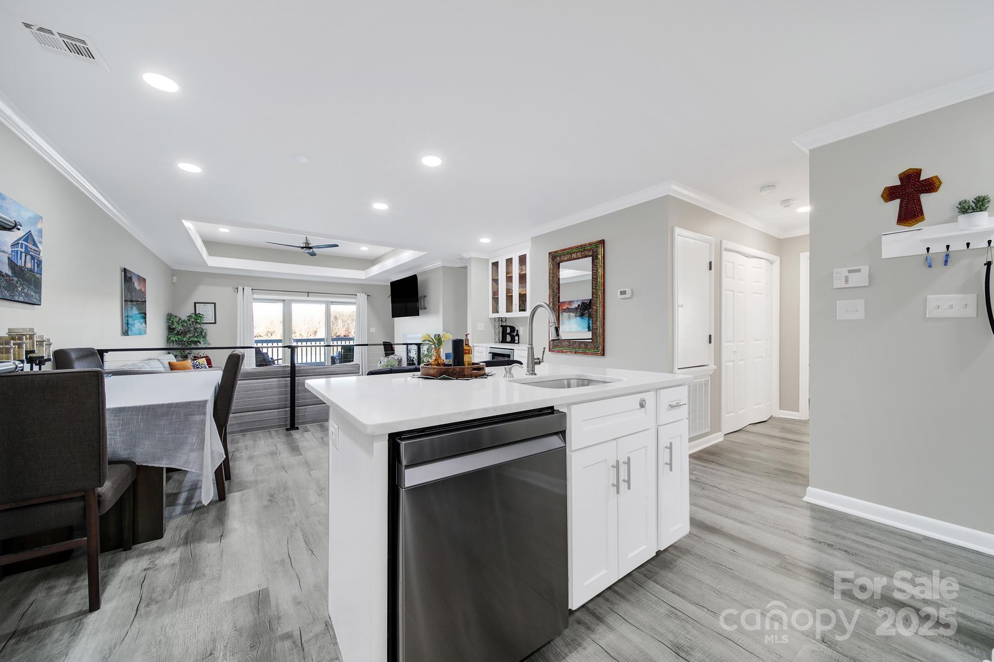 Emerald Point - Residential