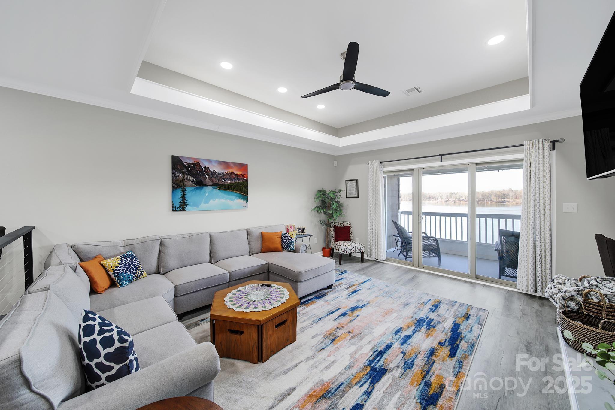 Emerald Point - Residential