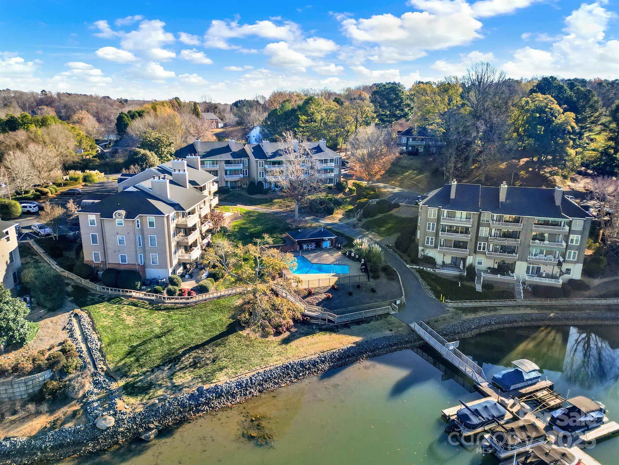 Emerald Point - Residential