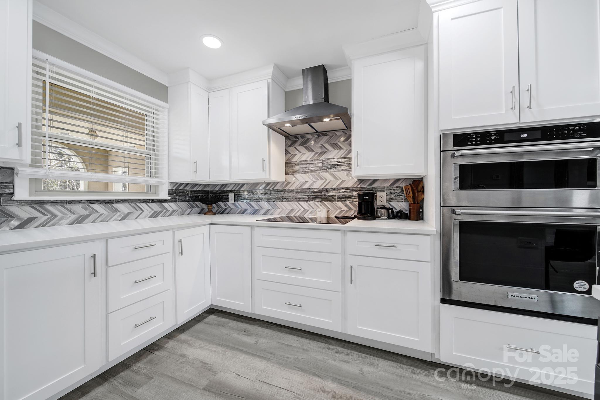 7340 Lakefront Drive 12