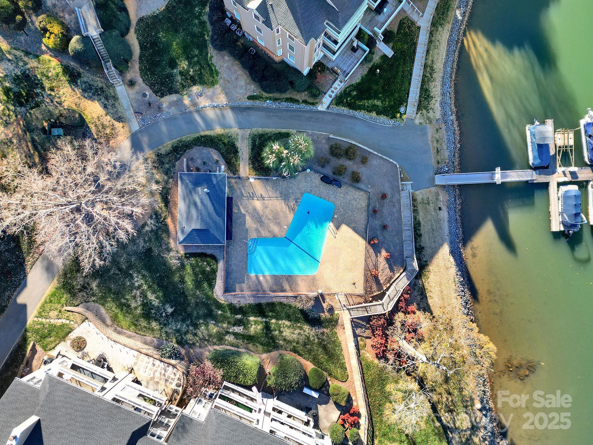 Emerald Point - Residential