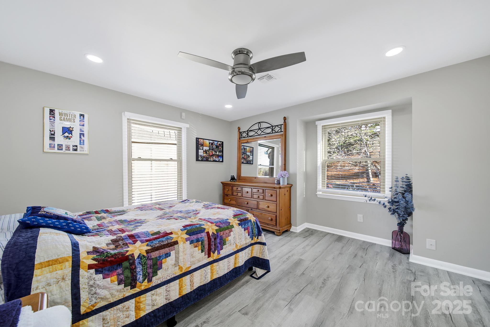 Emerald Point - Residential