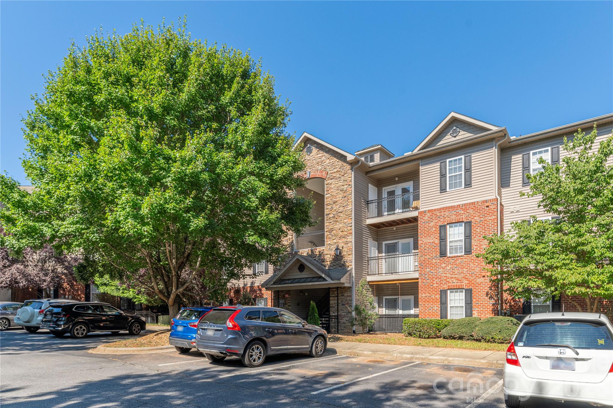331 Appeldoorn Circle