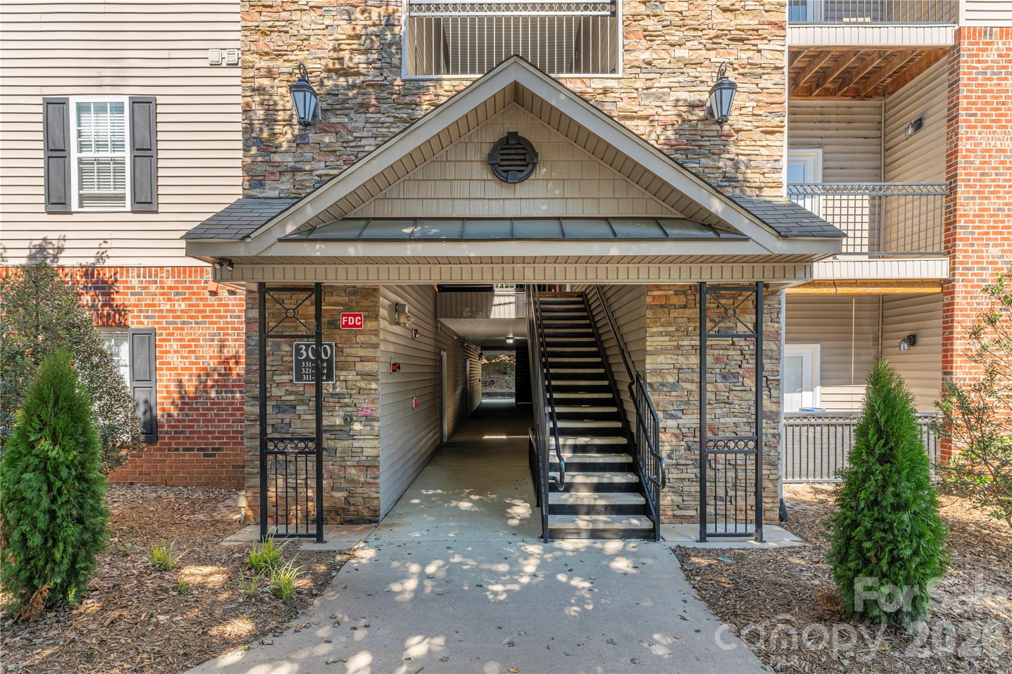 331 Appeldoorn Circle