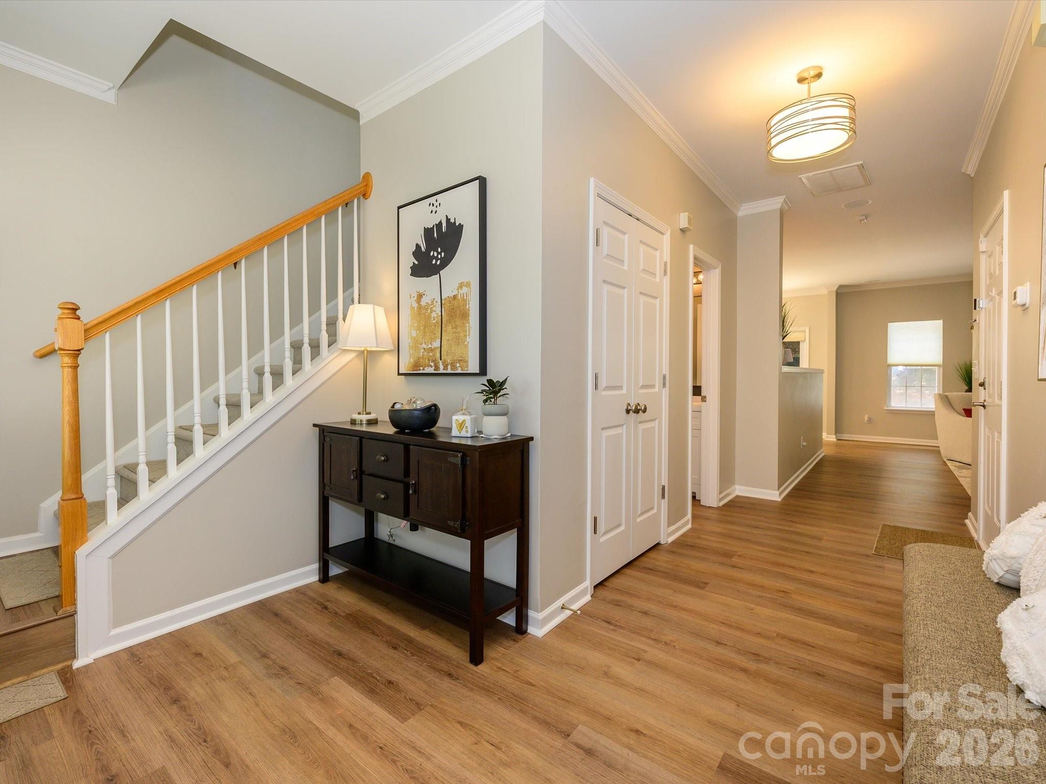 15583 Stronvar House Lane