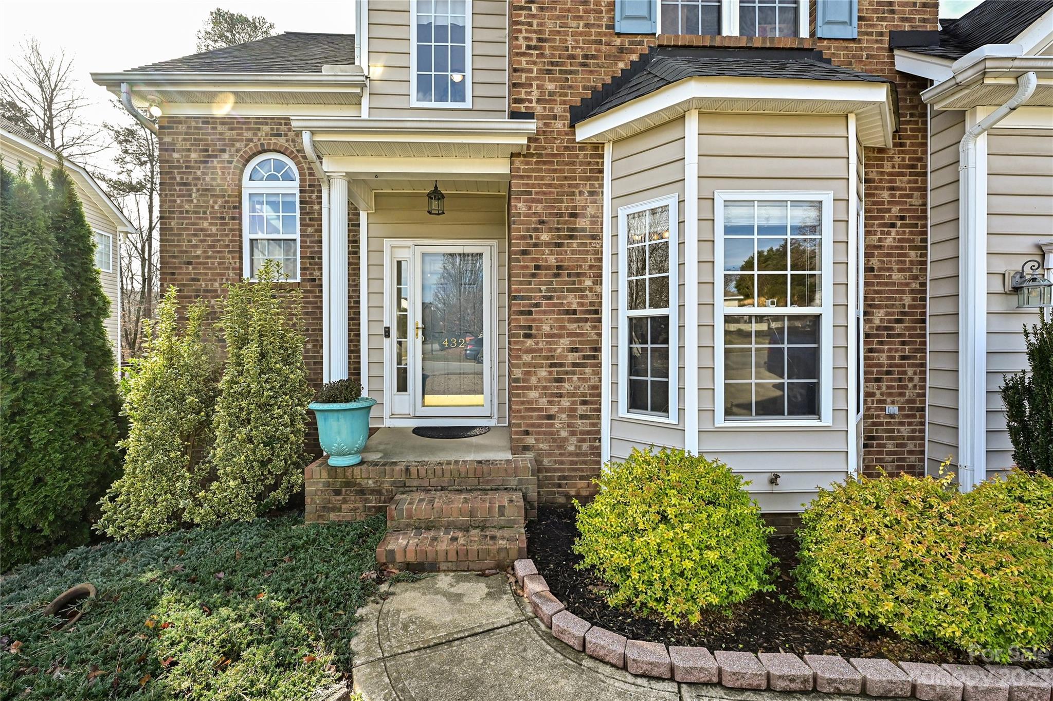 Riverfront - Residential