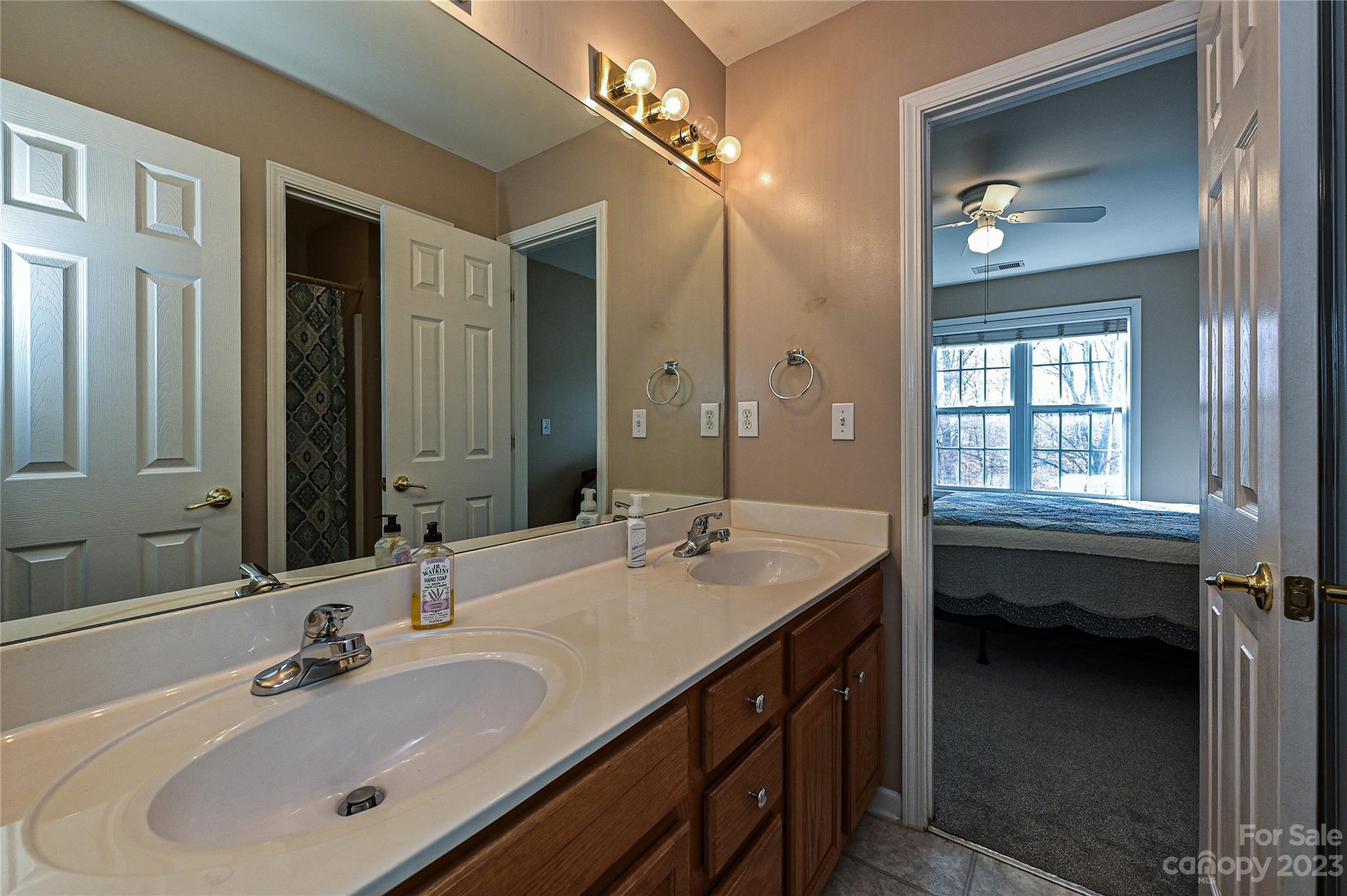 Riverfront - Residential