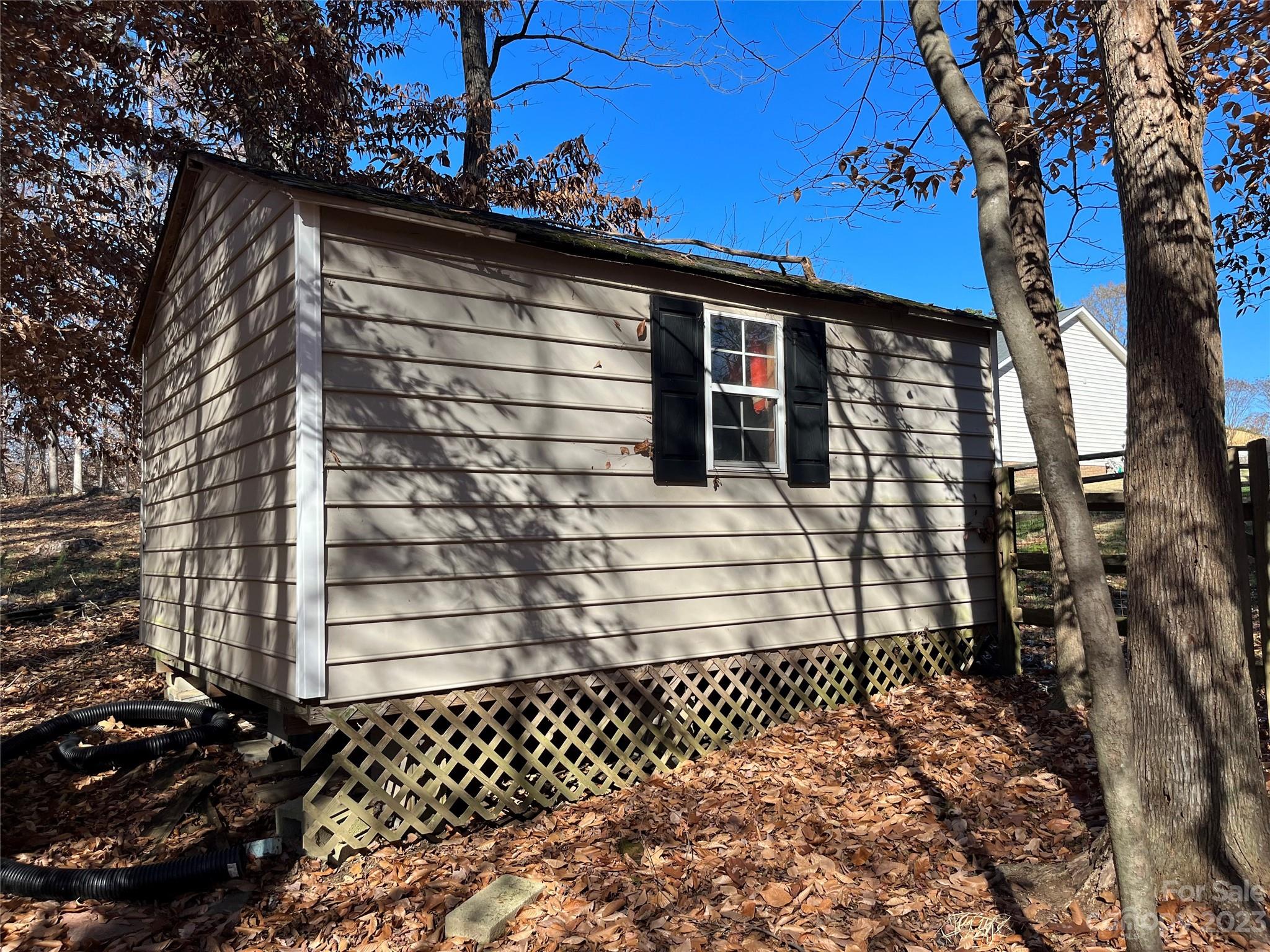 Riverfront - Residential