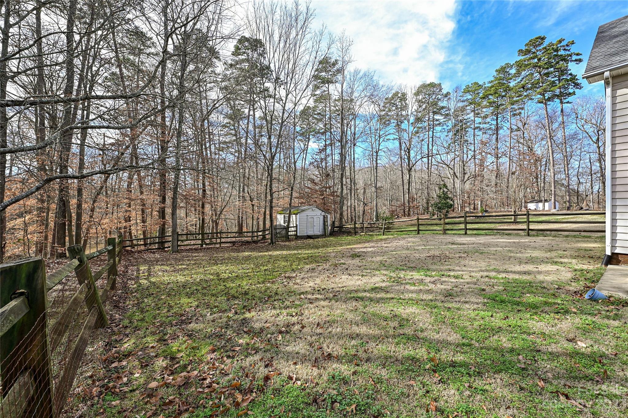 Riverfront - Residential