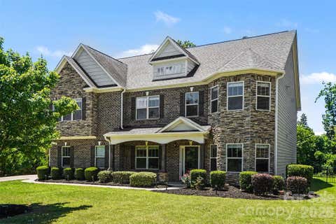Photo of 15301 Guthrie Drive, Huntersville, NC 28078 (MLS # 4388872)