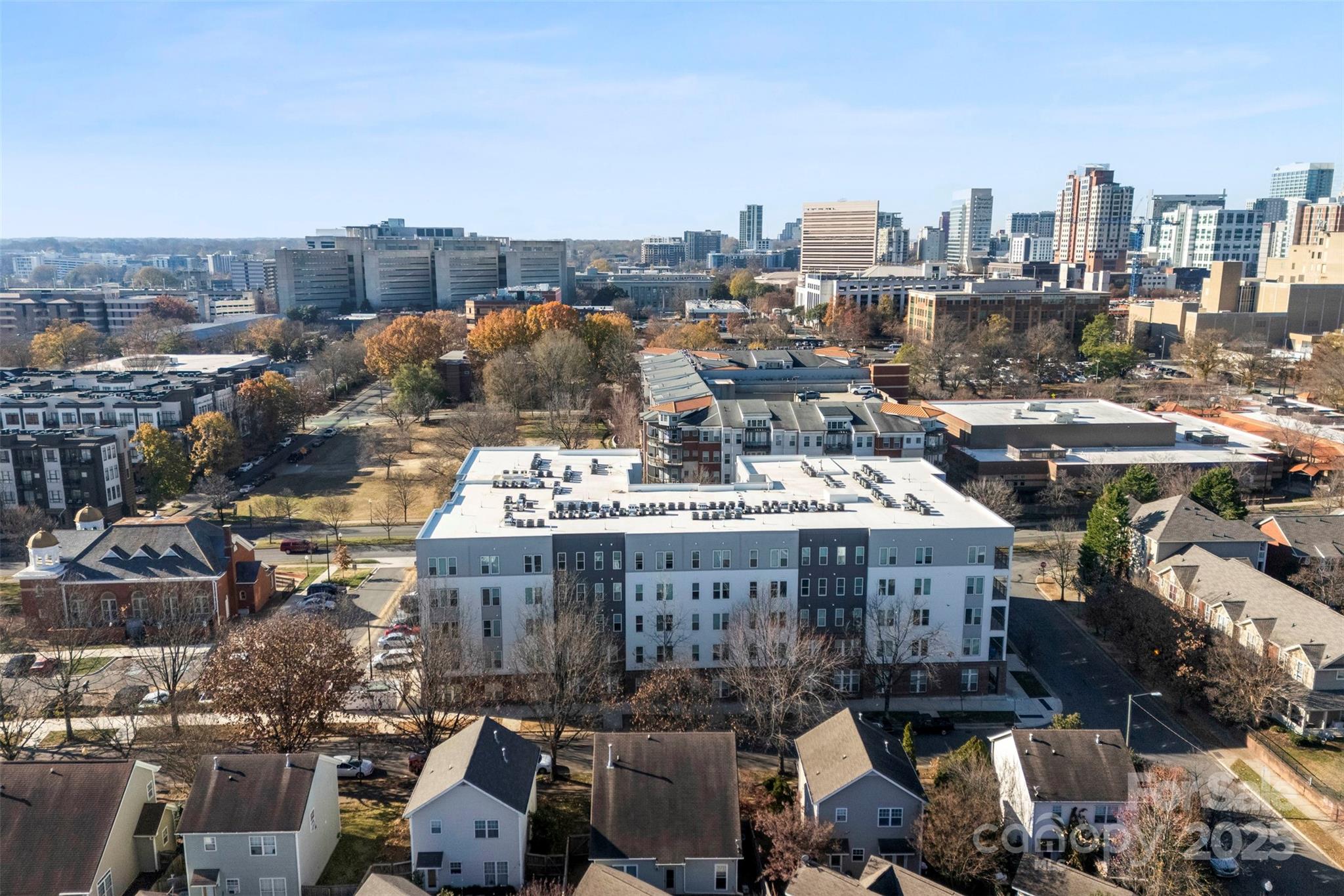 711 Parkside Terrace Lane