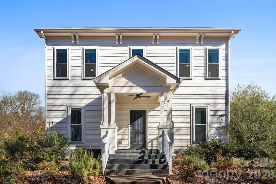 MOTIVATED SELLER and WOULD LOVE A OFFER! Welcome HOME TO PARKSIDE/ FIRST WARD and be ready to be WOWED!.  Discover this 3 BR, 2.5 bathroom 1998  hardboard/vinyl house situated downtown Charlotte on .09 ac with a detached 1 car garage plus NO HOA DUES. This home has 1600 sq ft with the first floor having a office, laundry with washer/dryer included, 1/2 bath, a kitchen that overlooks the family room with tons of natural light.  Master is downstairs with his and hers closet.  Master has a tile shower.
Upstairs has 2 rooms with a full bath and tile shower. Freshly Neutral paint throughout.

Backyard is great if you like to entertain with a spacious outside deck and fenced in.  Street lights and sidewalk plus Walking distance to downtown Charlotte, parks, freeways, restaurants and entertainment.  A MUST SEE.