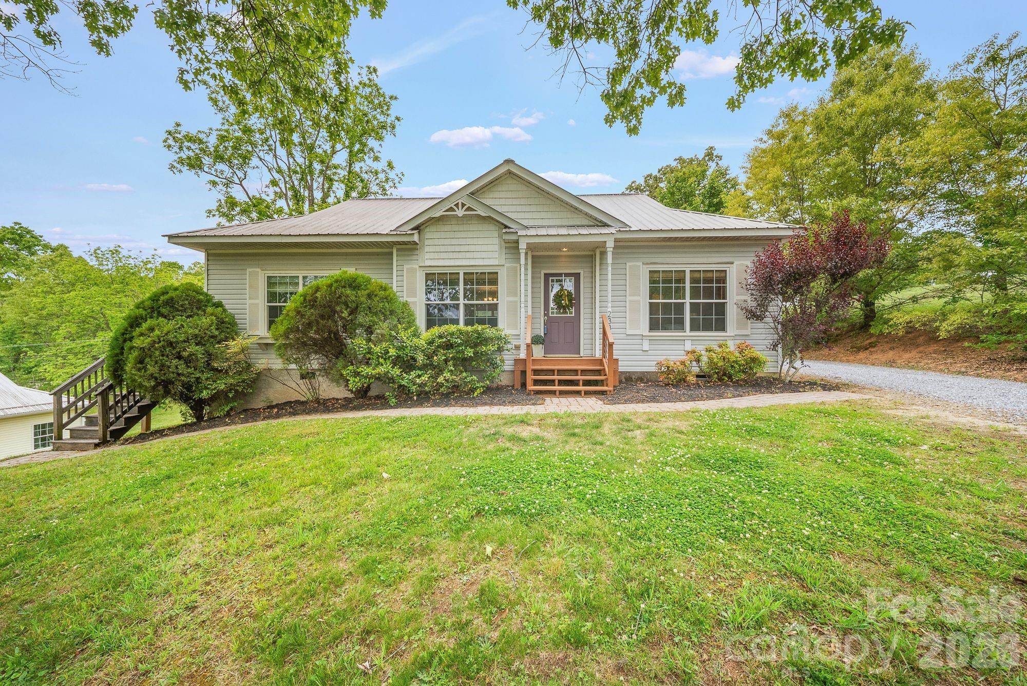 233 Thompson Cove Road
