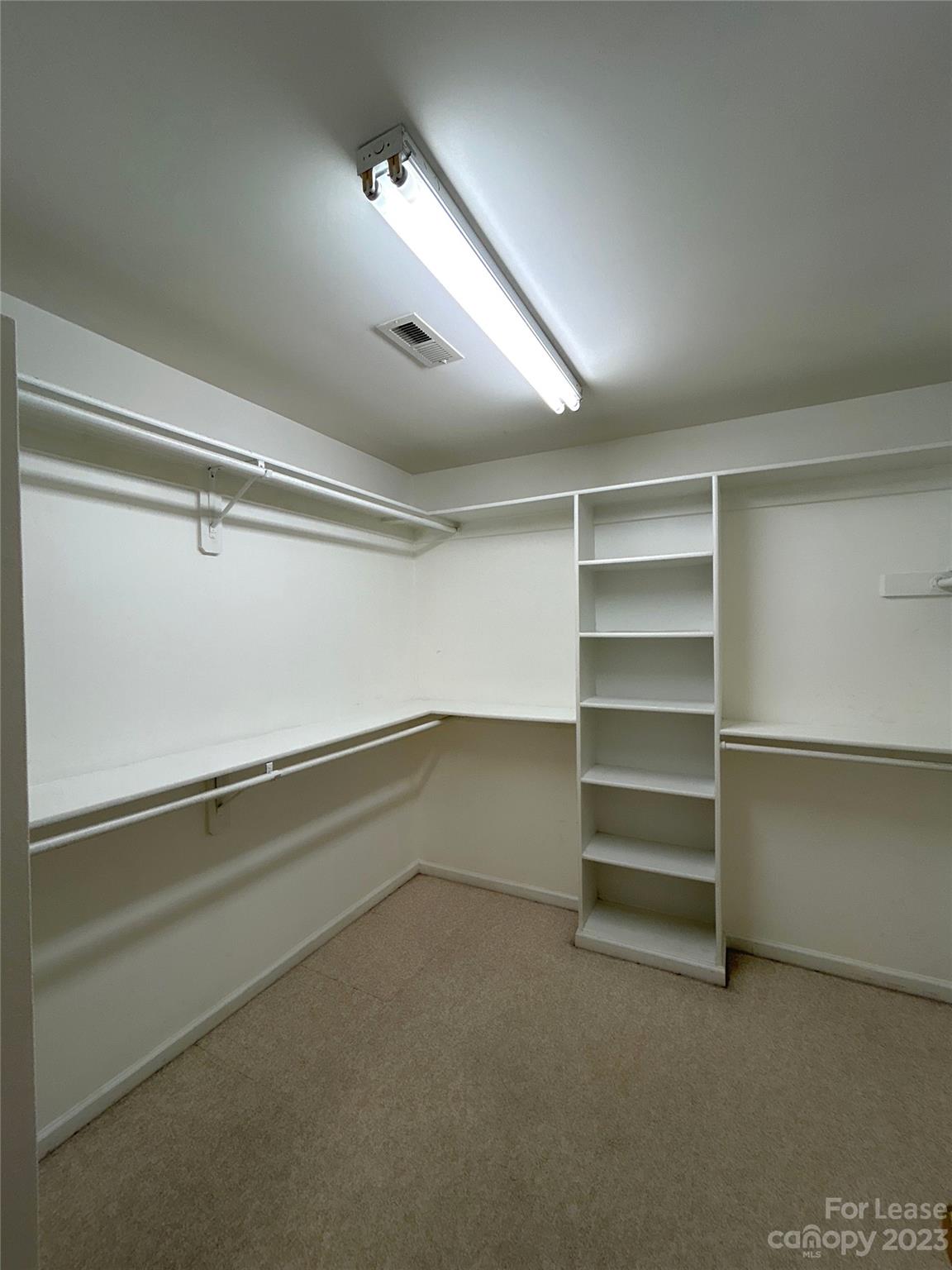 Hampton Ridge - Residential Lease