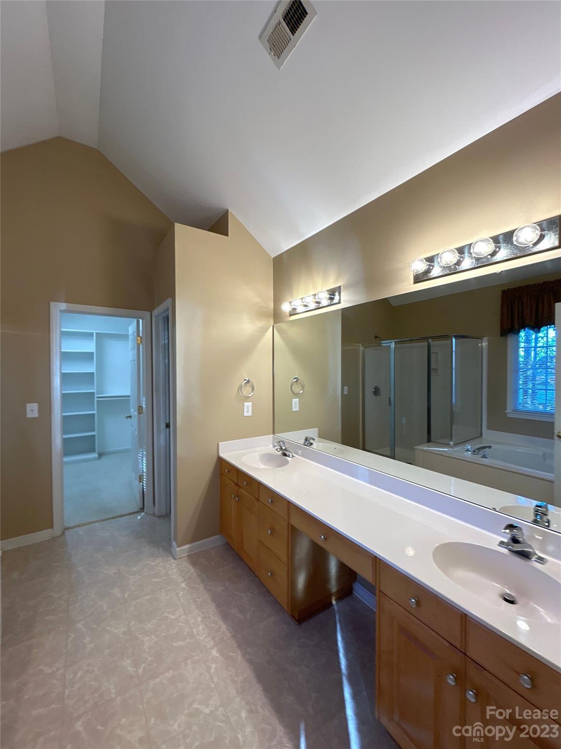 Hampton Ridge - Residential Lease